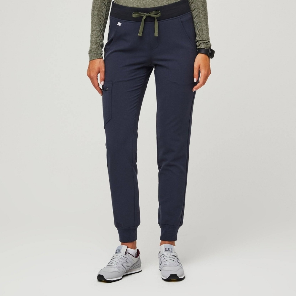 Figs Zamora SP quiet navy